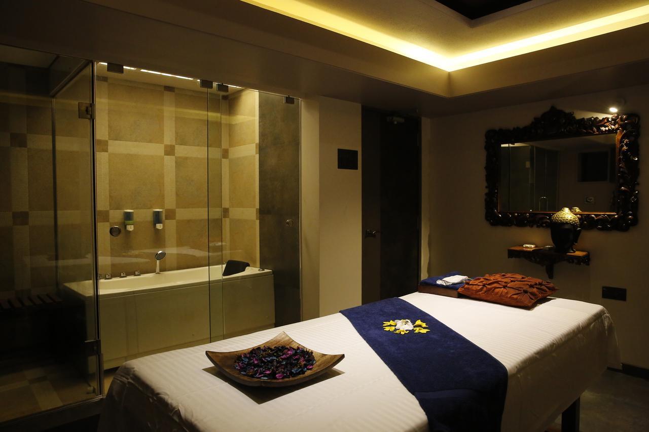Abhishek Beach Resort And Spa Ганпатипуле Екстериор снимка
